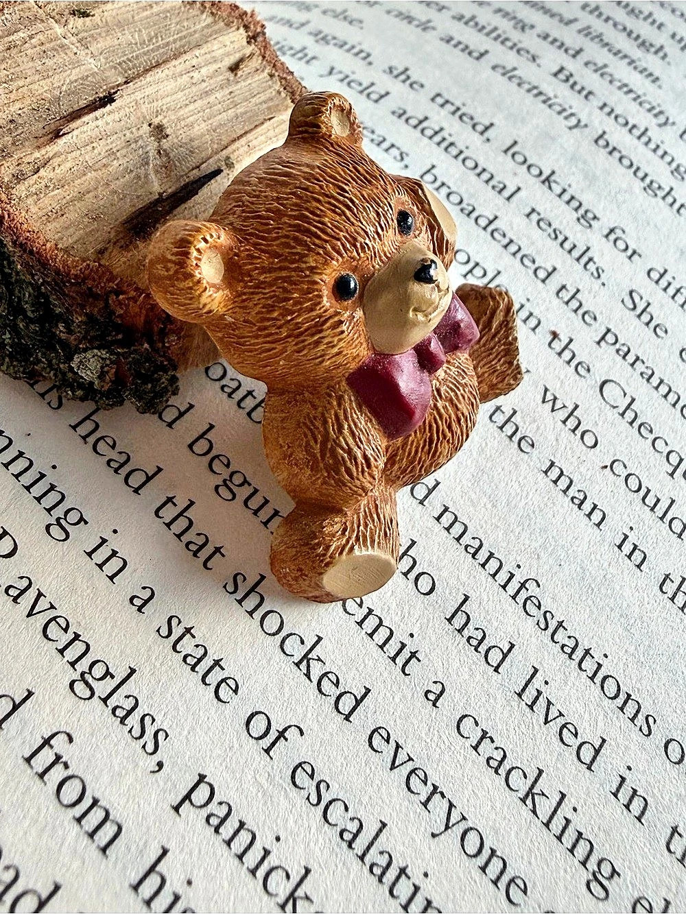 HALLMARK Bear Brooch Brown & Red